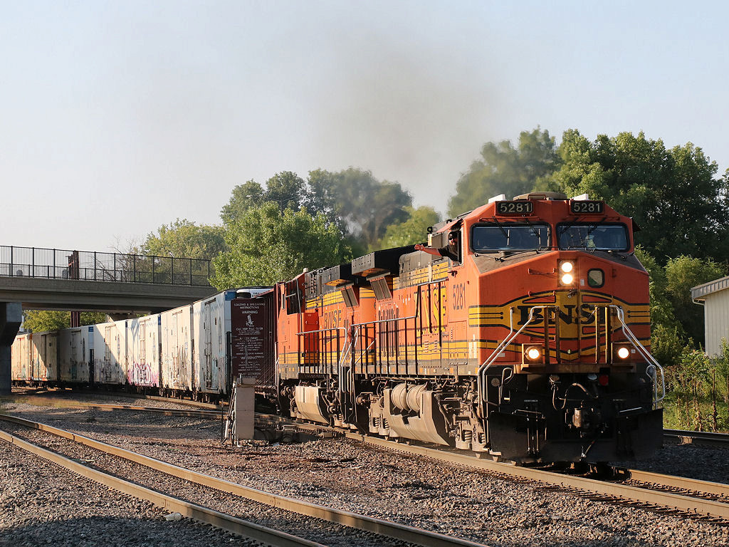 BNSF 5281